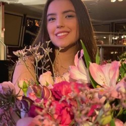 Isadora Parolin Melzer Palu, Debutante Clube Curitibano